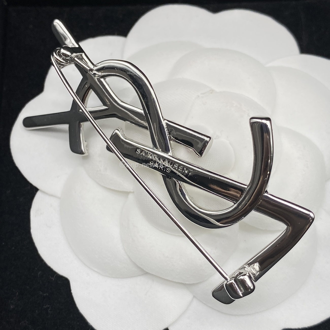 Saint Laurent Ysl Brooch (6) - www.newkick.vip